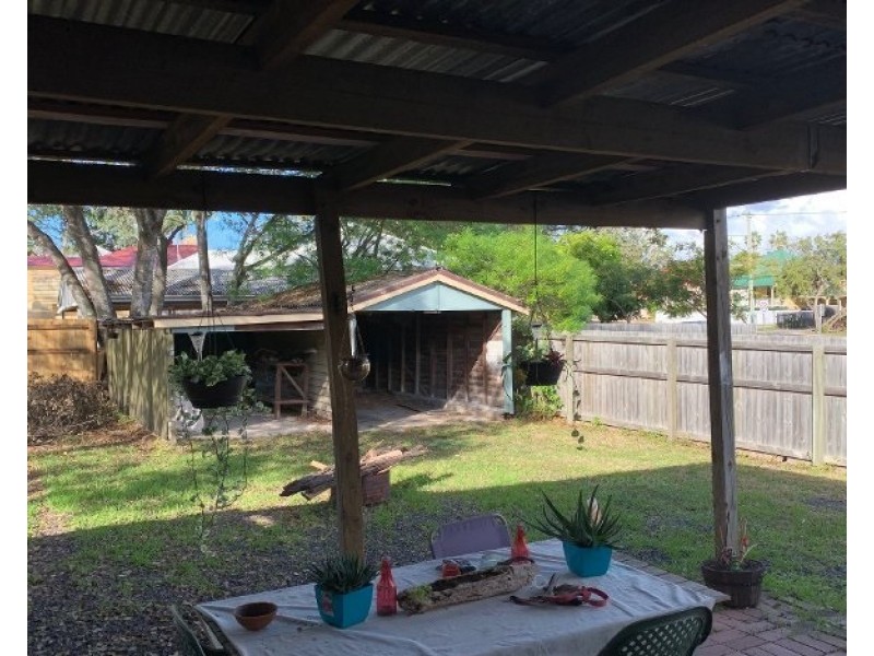 66 Warwick Road, Ipswich QLD 4305