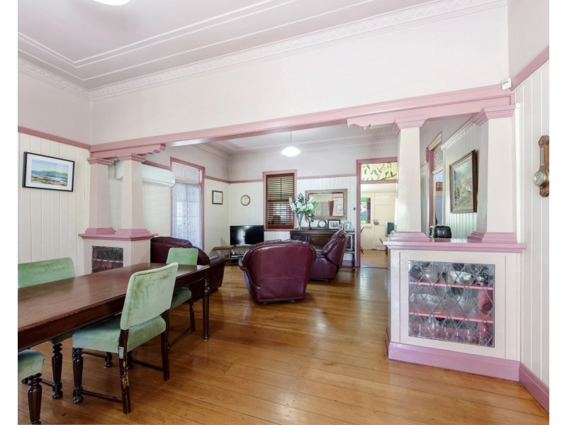 31 Bergin Street, Booval QLD 4304