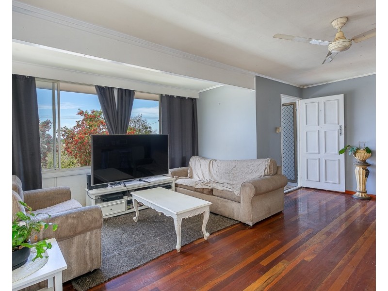 17 Boundary Street, Bundamba QLD 4304