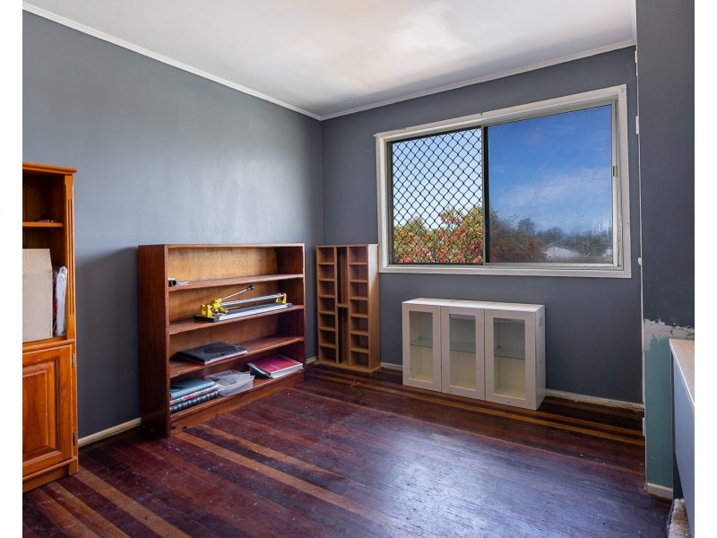 17 Boundary Street, Bundamba QLD 4304