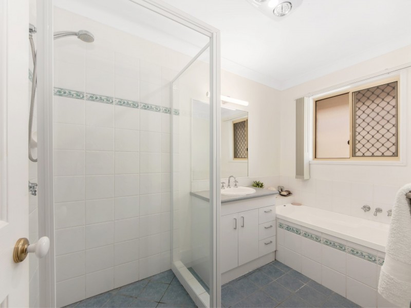 8 Daintree Place, Redbank QLD 4301