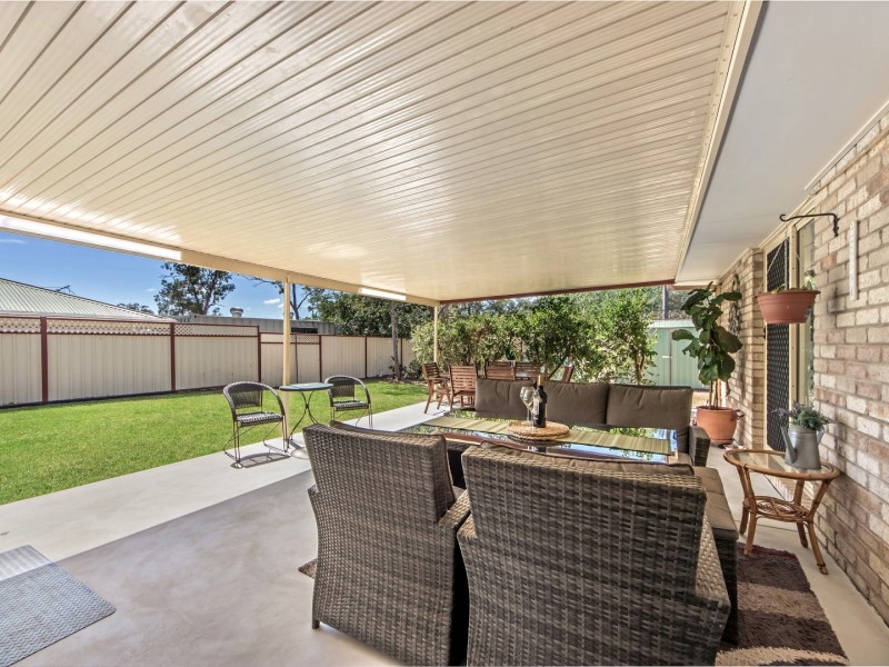 8 Daintree Place, Redbank QLD 4301