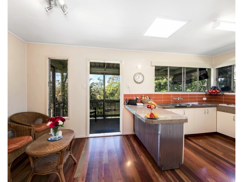 20 Edward Street, One Mile QLD 4305