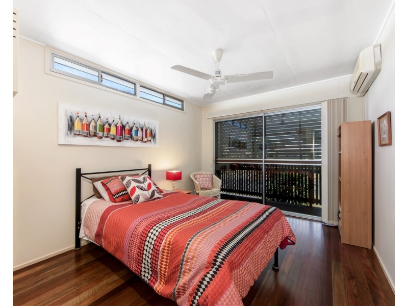 20 Edward Street, One Mile QLD 4305