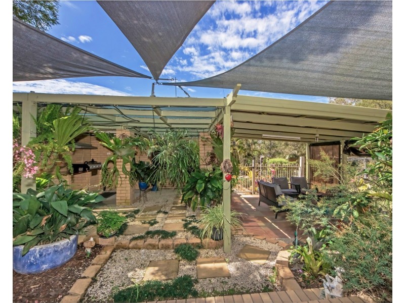 20 Edward Street, One Mile QLD 4305
