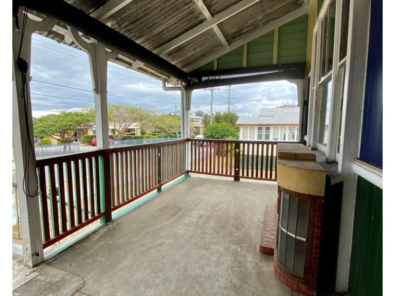 24 Clifton Street, Booval QLD 4304