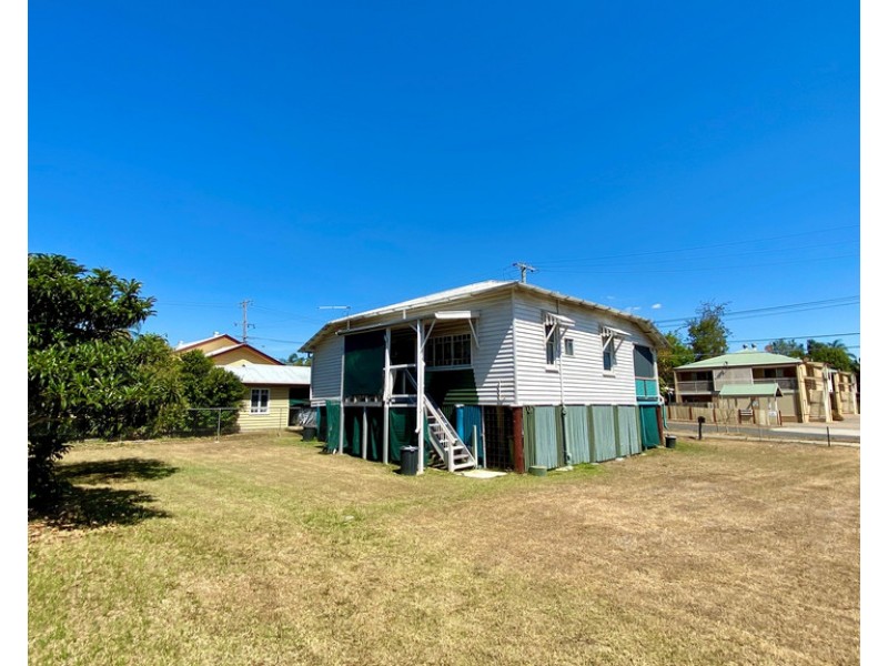 24 Clifton Street, Booval QLD 4304
