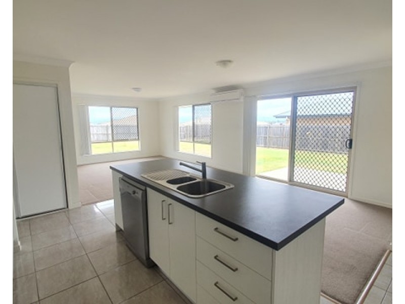 16 Kestrel Street, Lowood QLD 4311