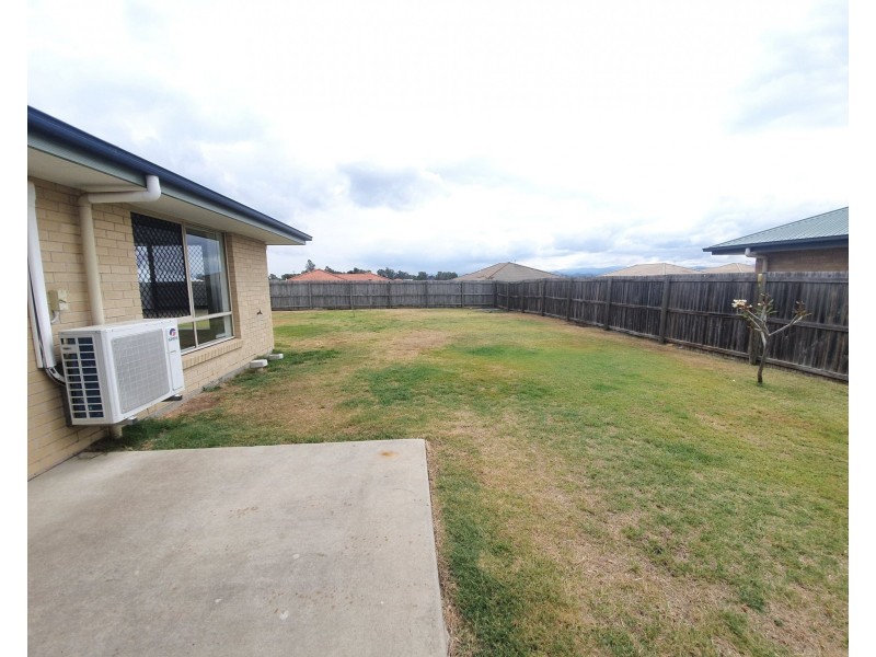16 Kestrel Street, Lowood QLD 4311