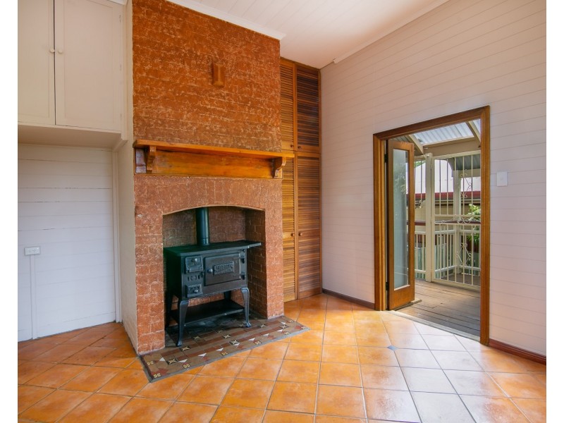 15 Harlin Road, Coalfalls QLD 4305