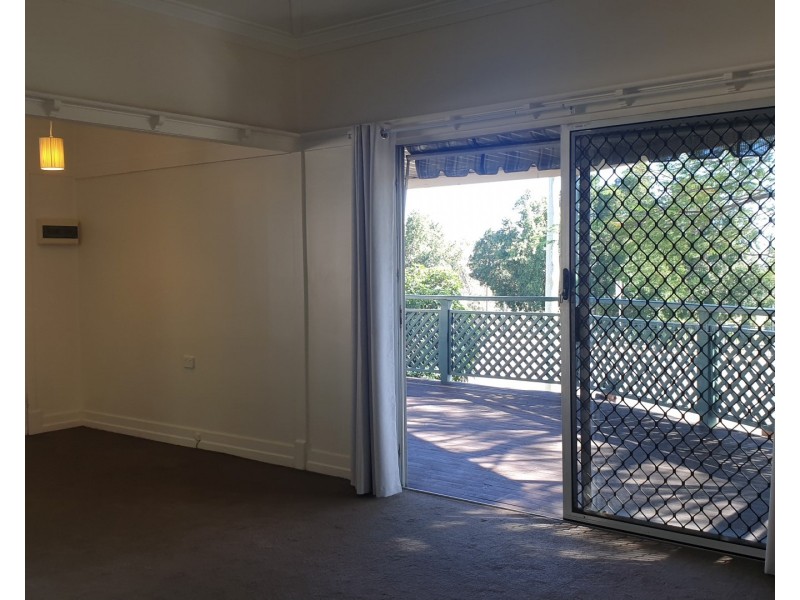 43 Chermside Road, Eastern Heights QLD 4305