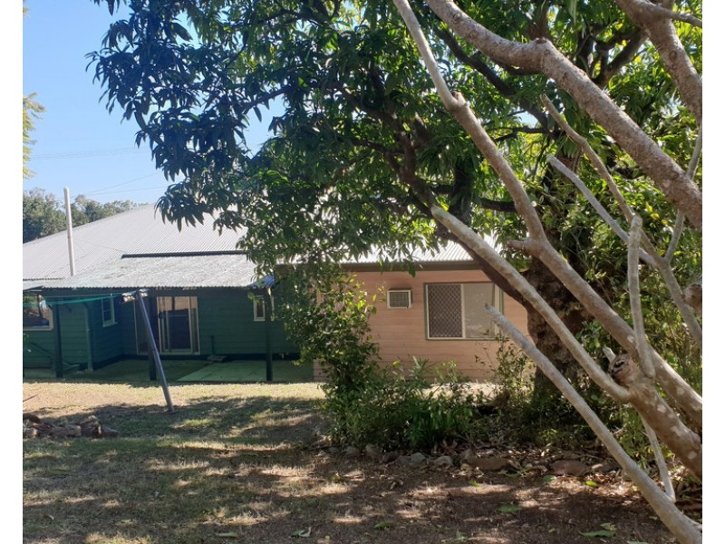 43 Chermside Road, Eastern Heights QLD 4305