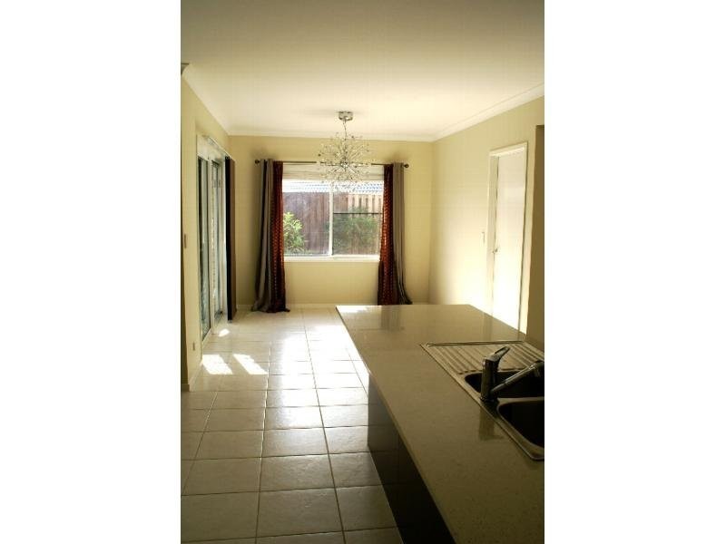 5 Dalewood Place, Fernvale QLD 4306