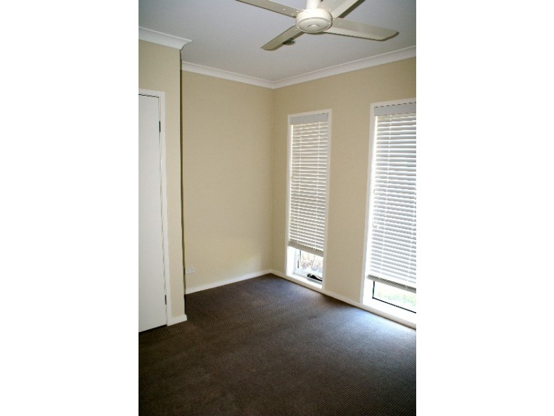 5 Dalewood Place, Fernvale QLD 4306