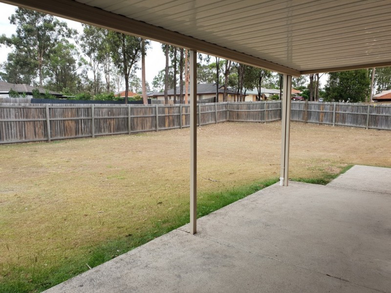 1 Barnes Court, Redbank QLD 4301