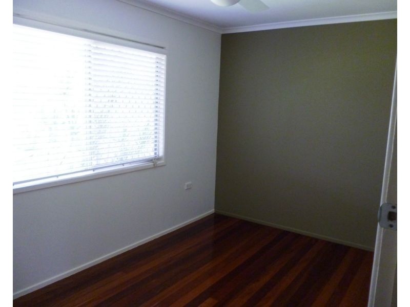75 Lance Drive, Flinders View QLD 4305