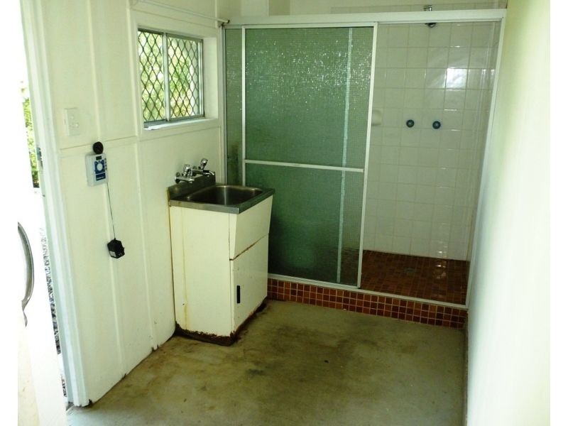 75 Lance Drive, Flinders View QLD 4305