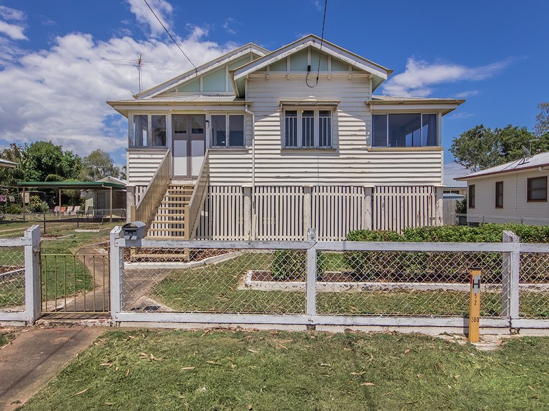 7 Siemons Street, One Mile QLD 4305