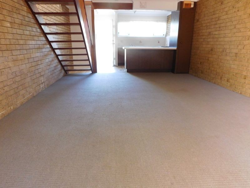 1/18 Railway Street, Booval QLD 4304