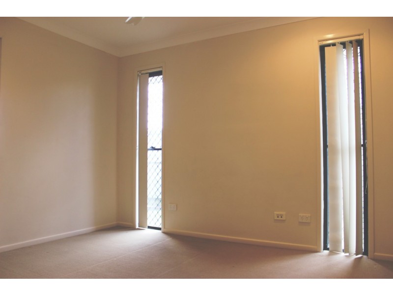 24 Wattle Crescent, Raceview QLD 4305