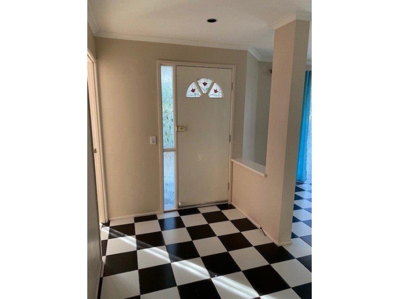 74 Collins Street, Brassall QLD 4305