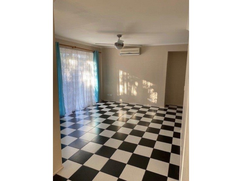 74 Collins Street, Brassall QLD 4305