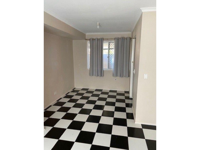 74 Collins Street, Brassall QLD 4305