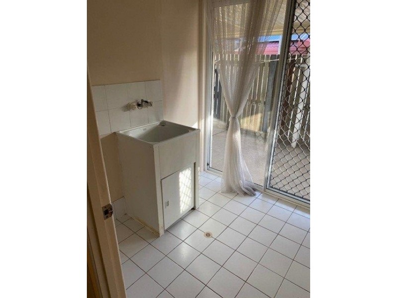 74 Collins Street, Brassall QLD 4305