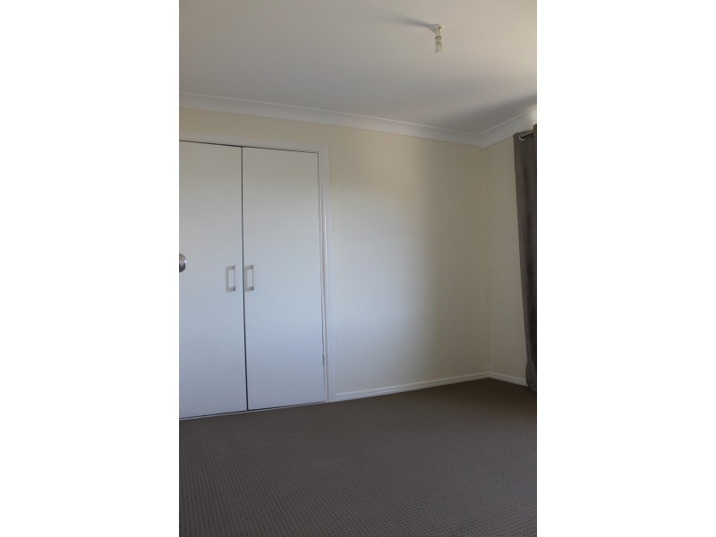 47 Glebe Road, Newtown QLD 4305