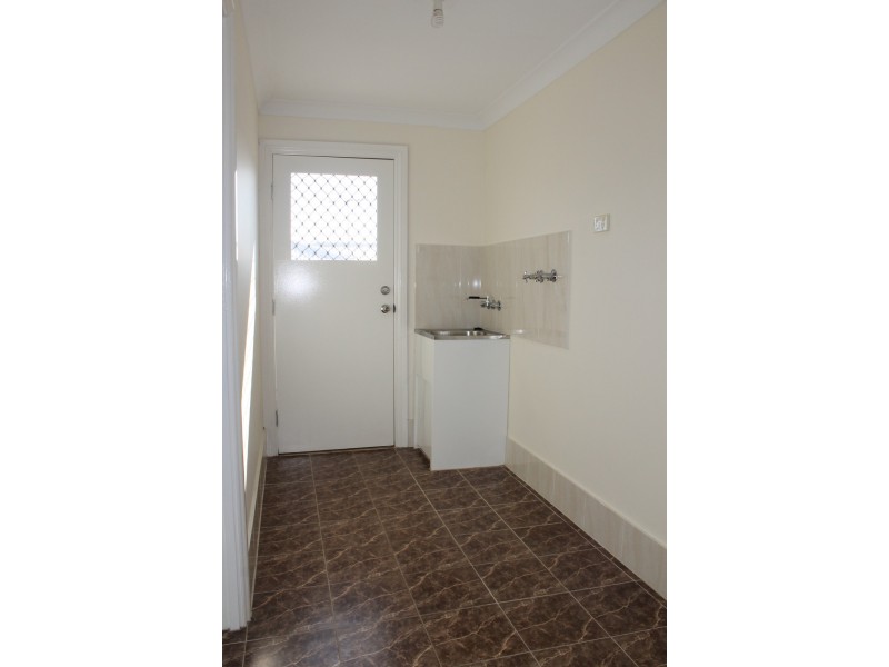 47 Glebe Road, Newtown QLD 4305