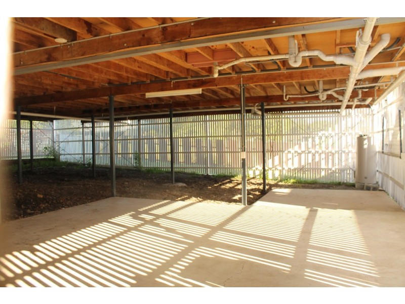 47 Glebe Road, Newtown QLD 4305