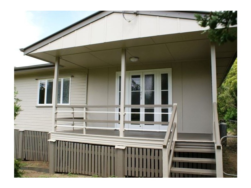 2 Perrett Street, Bundamba QLD 4304