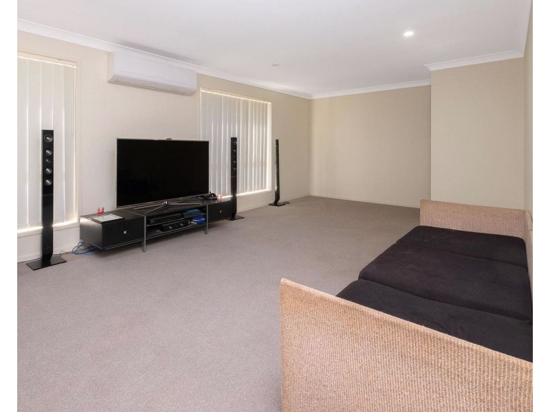 22 Isidore Street, Augustine Heights QLD 4300
