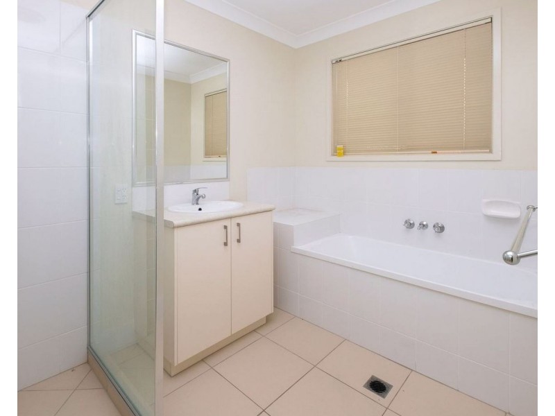 22 Isidore Street, Augustine Heights QLD 4300