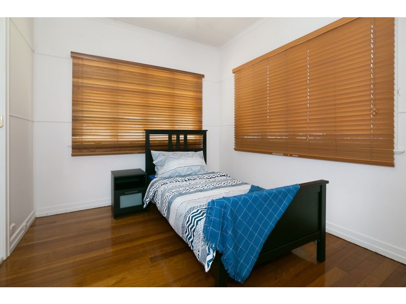 9 Spengler Street, East Ipswich QLD 4305