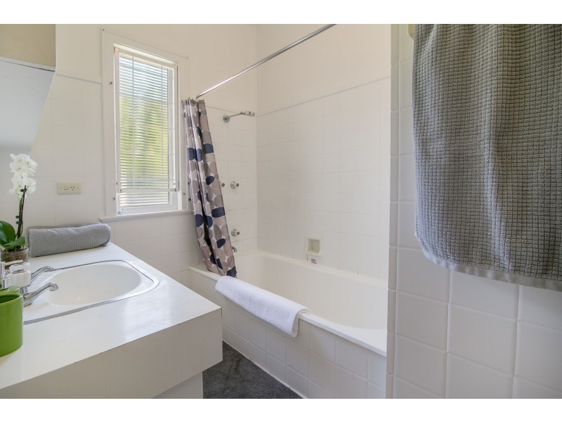 9 Spengler Street, East Ipswich QLD 4305