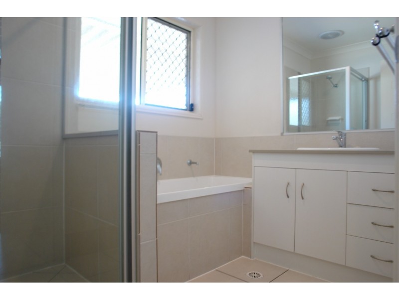 9 Neumann Place, Leichhardt QLD 4305