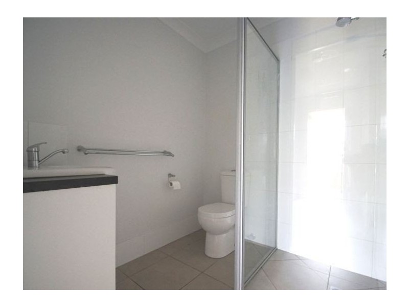 2/56 Pendragon Street, Raceview QLD 4305