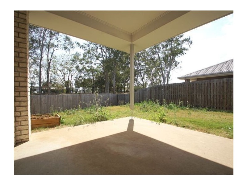 2/56 Pendragon Street, Raceview QLD 4305
