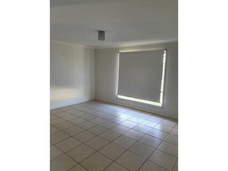 11 Burswood Close, Wulkuraka QLD 4305