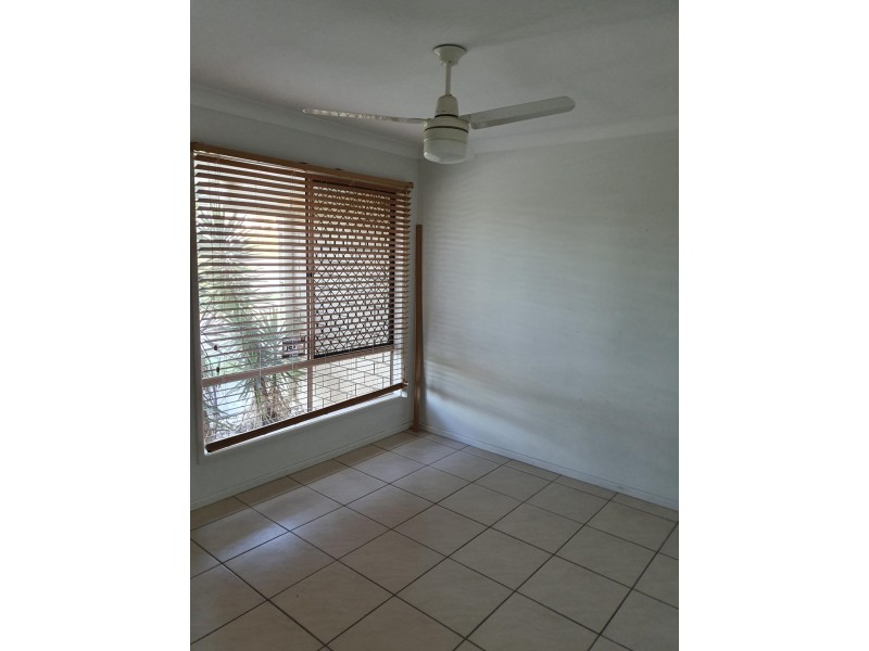 11 Burswood Close, Wulkuraka QLD 4305