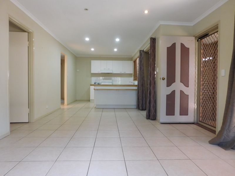 6 Quando Close, Yamanto QLD 4305