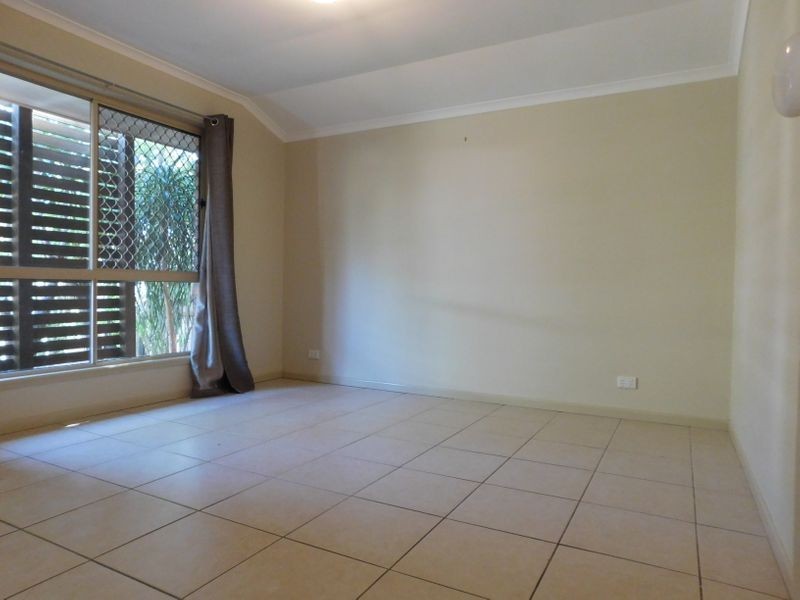 6 Quando Close, Yamanto QLD 4305