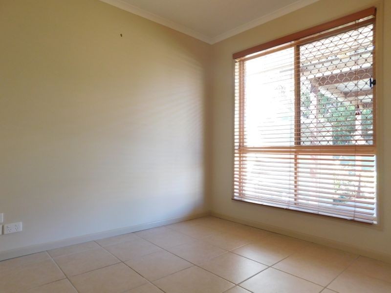 6 Quando Close, Yamanto QLD 4305