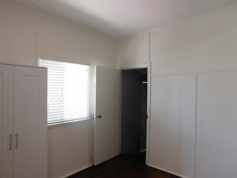 13 Tregair Street, Newtown QLD 4305