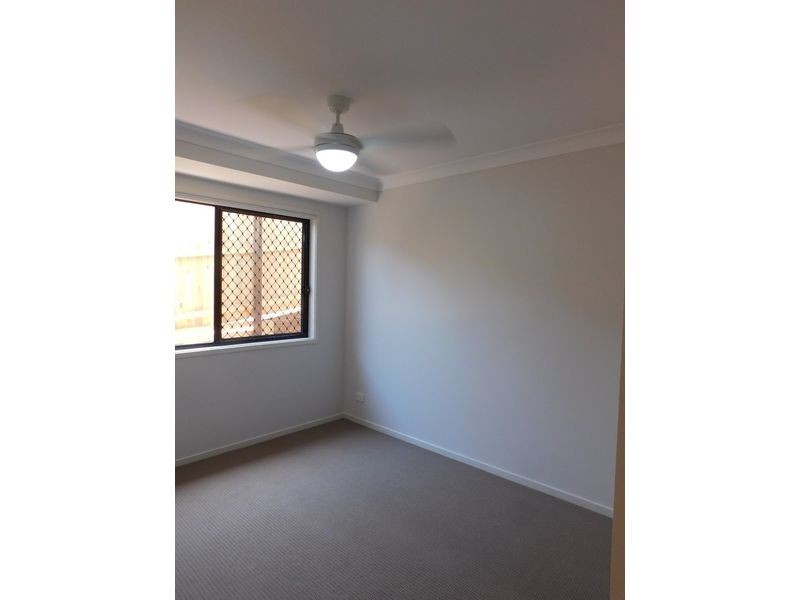 2/26 Knightsbridge Drive, Chuwar QLD 4306