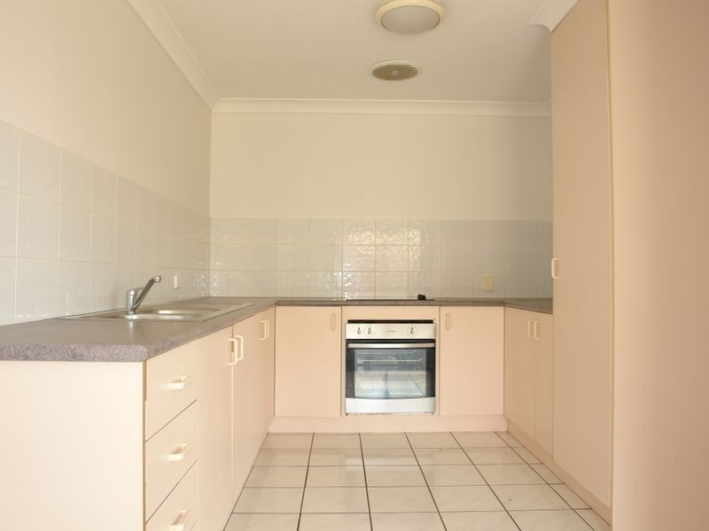 6 Morris Street, Flinders View QLD 4305
