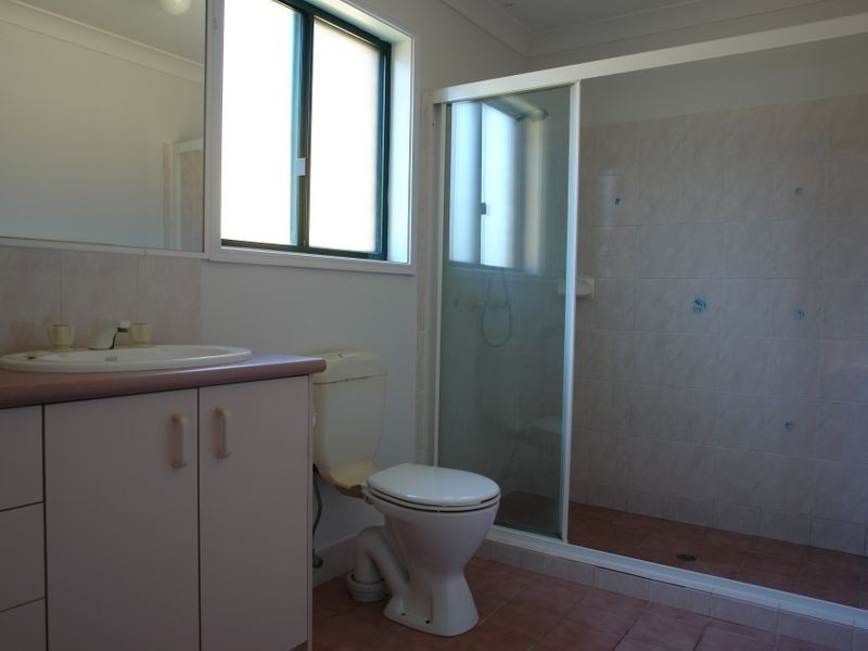 6 Morris Street, Flinders View QLD 4305