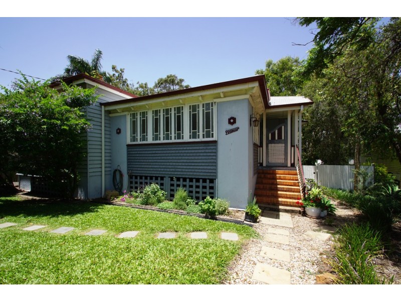 15 Holmes Street, North Ipswich QLD 4305