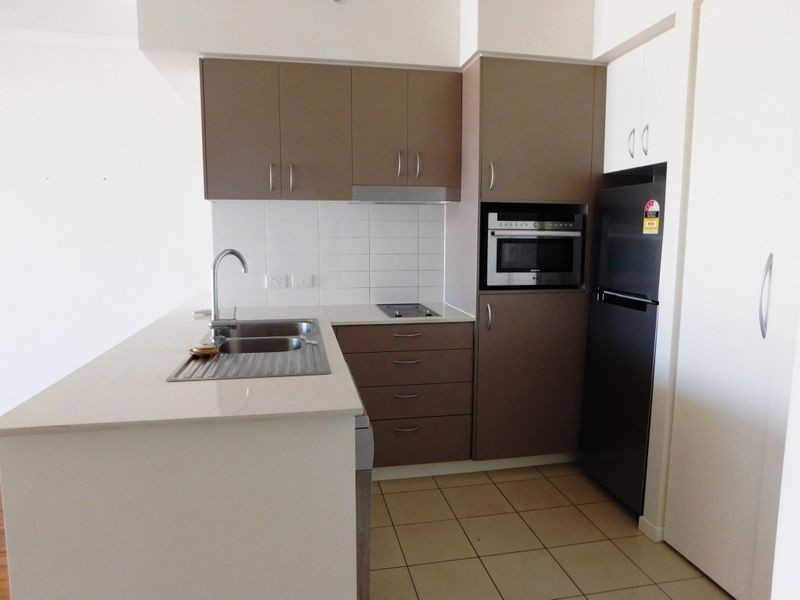 807/11 Ellenborough Street, Ipswich QLD 4305